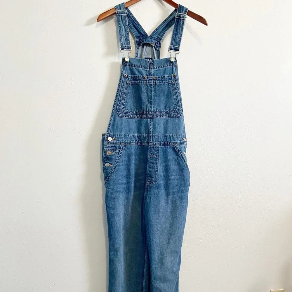 Gap Relaxed Denim Overalls with Washwell - Picture 3 of 10
